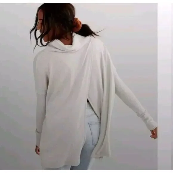 Free People Top Juicy Long Sleeve Size L oversized Ivory NWT Waffle Knit - Picture 3 of 11